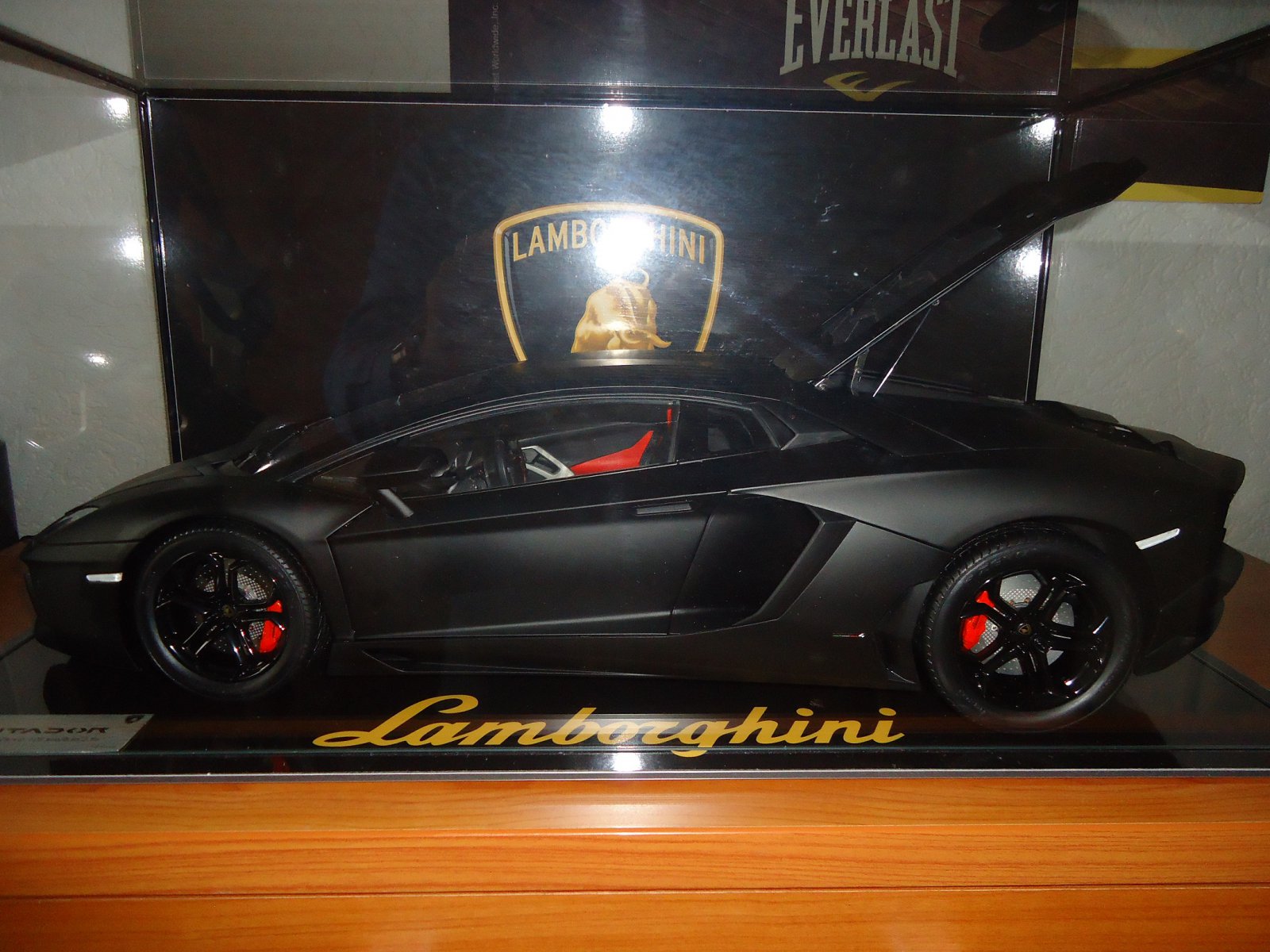 Lambo.JPG