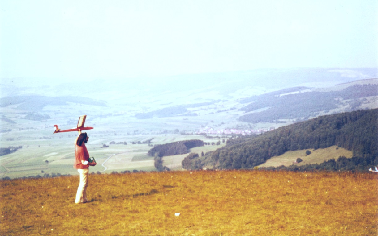 Met Dandy op de Wasserkuppe, zomer '73.jpg