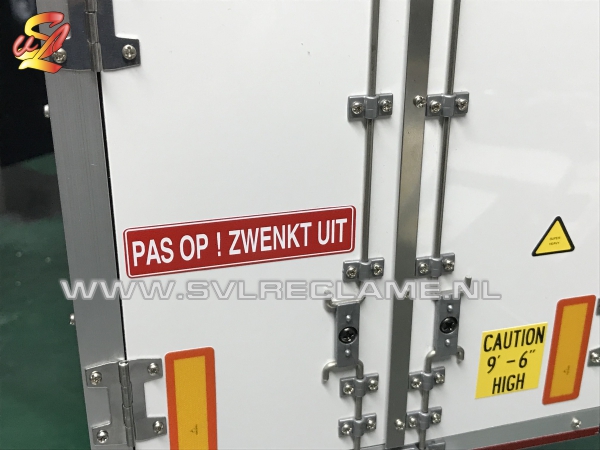 pas op zwenkt uit decal sticker in tamiya 1 14 schaal scale trailer aanhanger www_svlreclame_nl.jpg