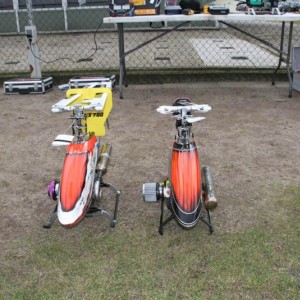 WORKING: 2 Align trex 700 naar benzine.