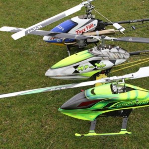 Mijn heli's een dagje op het veld bij Friendship te Dalfsen.