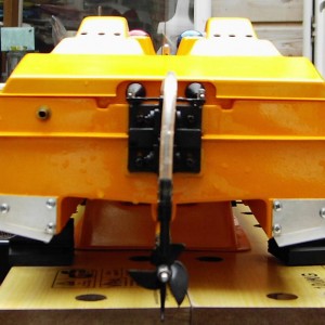 Triton 28 5 12 01 transom