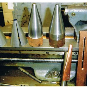 Mallen voor de uitlaatconus van KJ-66 turbine.