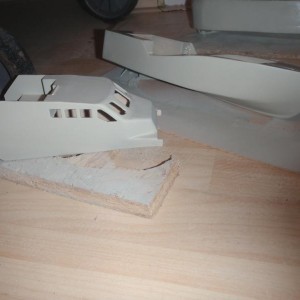Reddingsboot in de spuitplamuur
