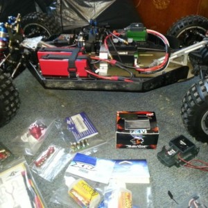 Rc erik 2013 03 14 losi 5ive brushless (3)