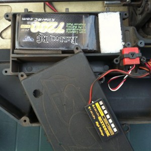 Rc erik 2013 04 19 Losi 5ive brushless killerrc lipo