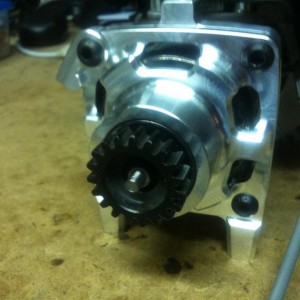Rc erik 2013 06 02 losi benzine roteq motor (3)