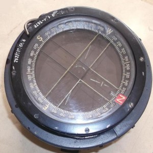 Compass 41 Large