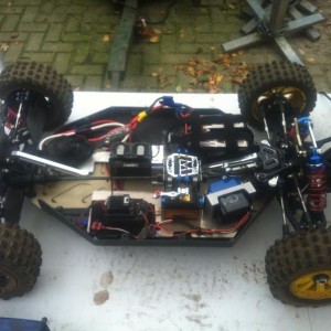 Rc erik 2013 11 23 Losi 5ive brushless (1)