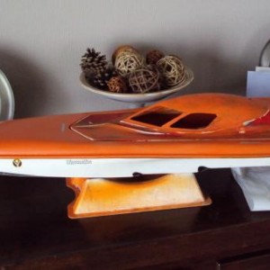 nieuwe look     ramen uitgeslepen met slijpschijf  (dremel)  komen plexi in  van plastiek doosje   ; de bovenste kant moet nog gespoten worden