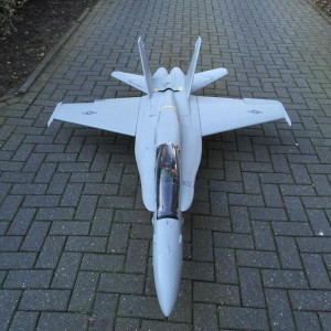 f18 4