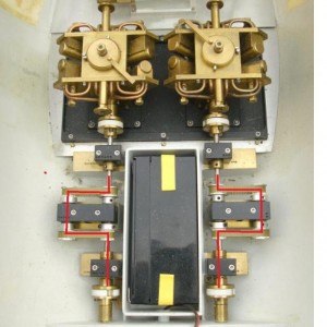 MOULAY IDRISS zwei 4 Zylinder V Oszi 10x20mm  2