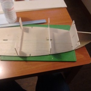 002. Eerste spanten