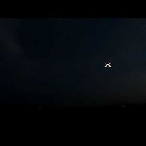 FOX AM - flying with lichts on at the dark