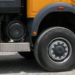 318a
