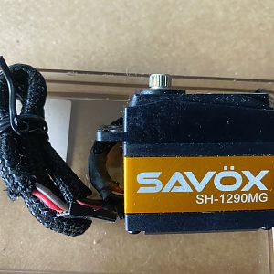 Savox SH1290MG (1)