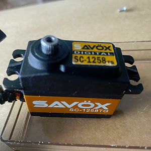 Savox SC-1258TG (3)