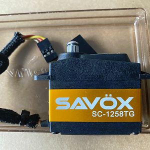 Savox SC-1258TG (1)