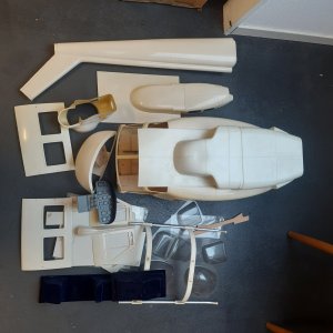uh-01.jpg