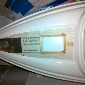 Randje om het dekluik en het eerste stukje van de centrale plank liggen.