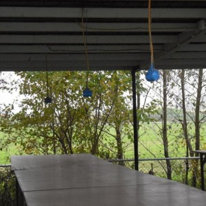 Pit tafels met stroom