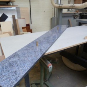Plank waaop het model geplaatst gaat worden is gereed.
