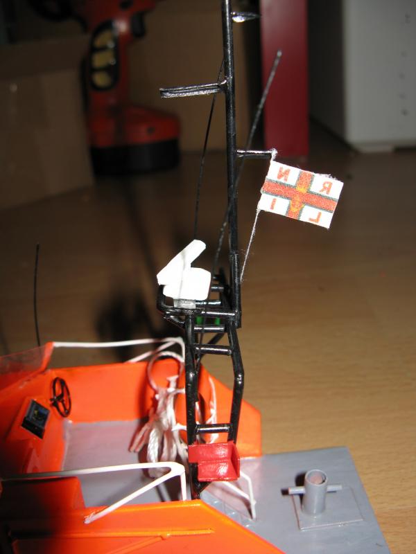 Bootje is klaar, proefvaart geslaagd --> Vlag in top!