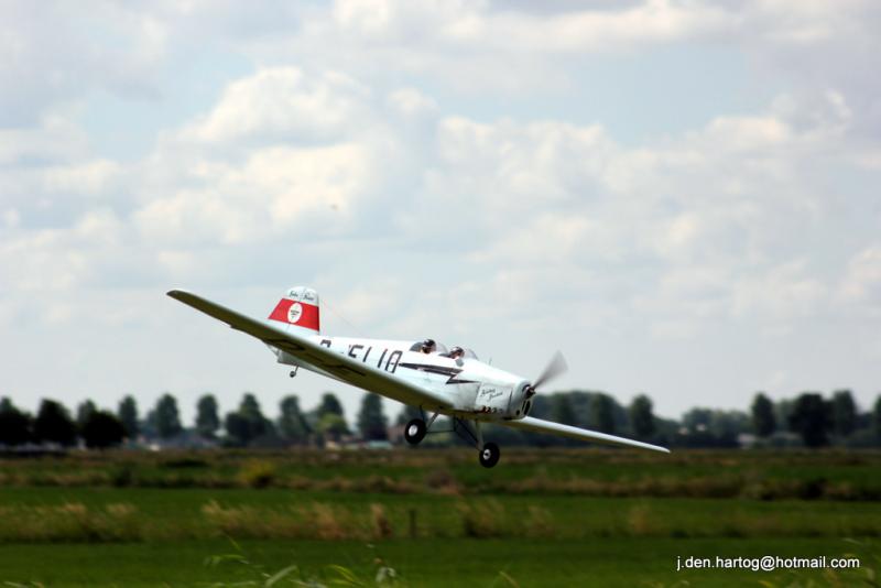 Bucker Bu 180 244