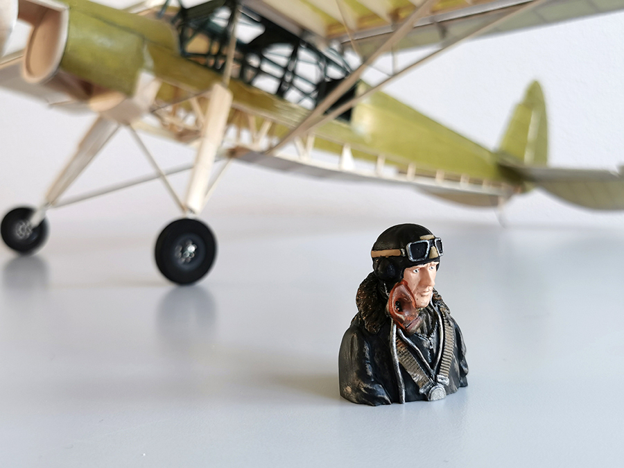 Fieseler_Storch__124