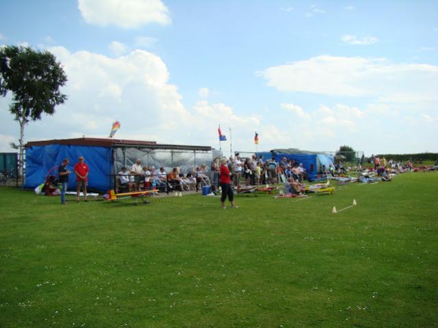 fly inn 2012 om 10.30