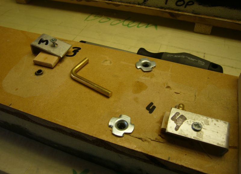 fuse 26 incidence bush fixation pins