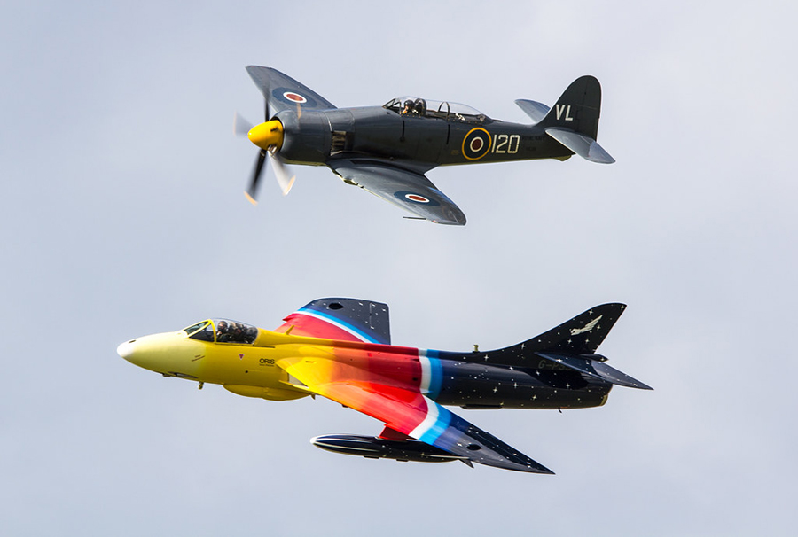 Hawker_Hunter__011