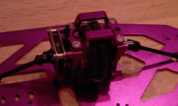 HPI RS4Evo3 opbouw 02
Center gearbox
