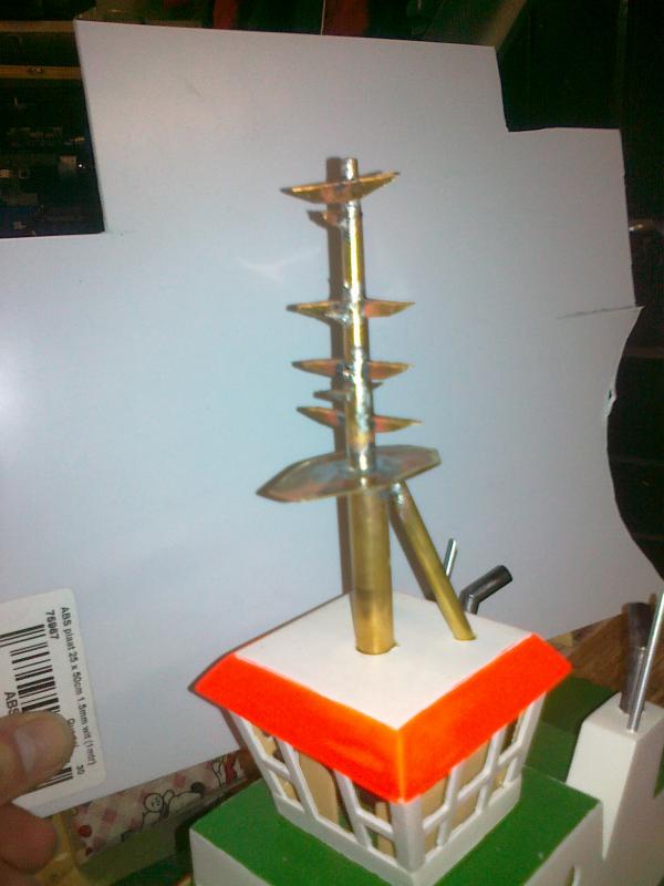 Mast ruwbouw klaar