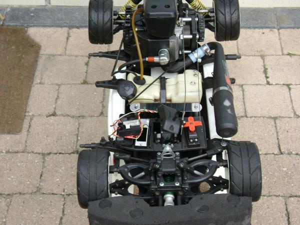 Mijn Fg Bigscale, Fg solo motor 23cc, Getunde uitlaat van Pk Racing, Fail Safe ben ik nog aan het monteren :)