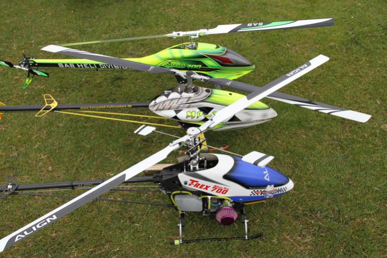 Mijn heli's een dagje op het veld bij Friendship te Dalfsen.