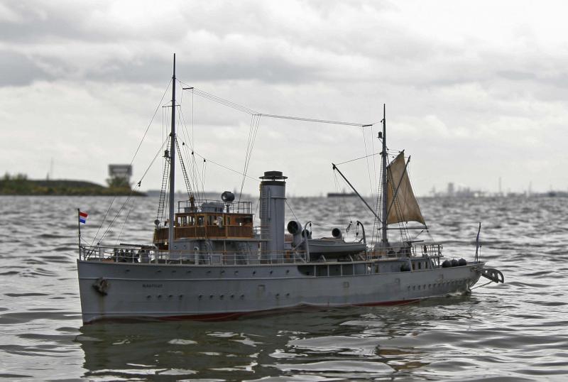 Nautilus op het Hollands Diep