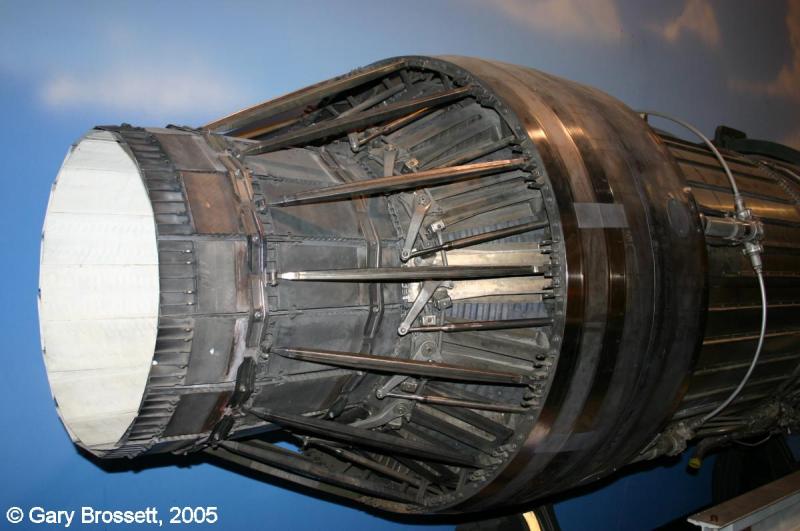 P&W%20F100%20exhaust
