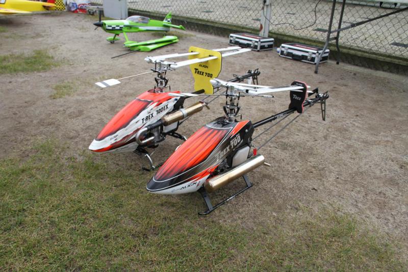 Rc erik 2012 02 26 trex 700 benzine beide (8)