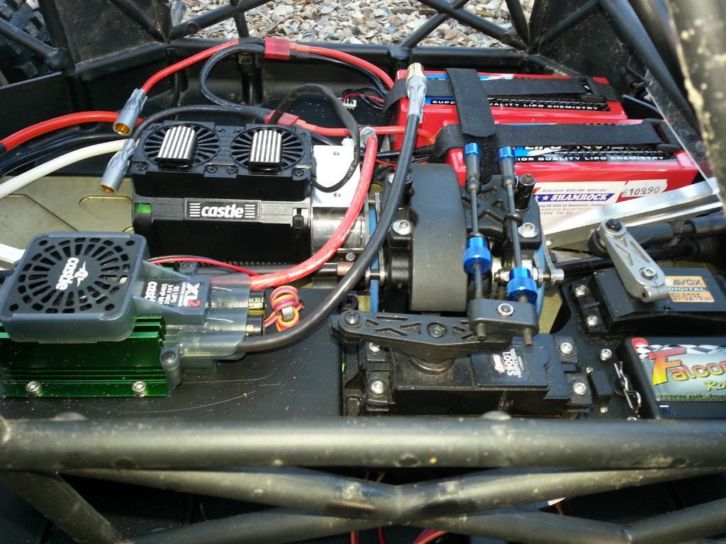 Rc erik 2013 03 14 losi 5ive brushless (8)