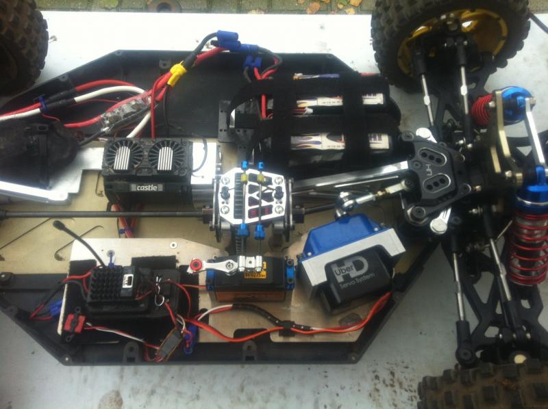 Rc erik 2013 11 23 Losi 5ive brushless (2)