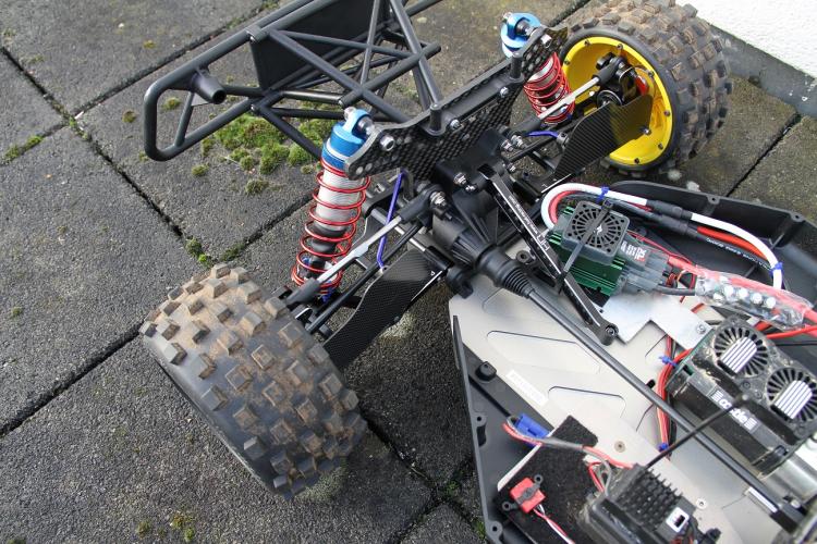 Rc erik 2013 12 11 Losi 5ive brushless (4)