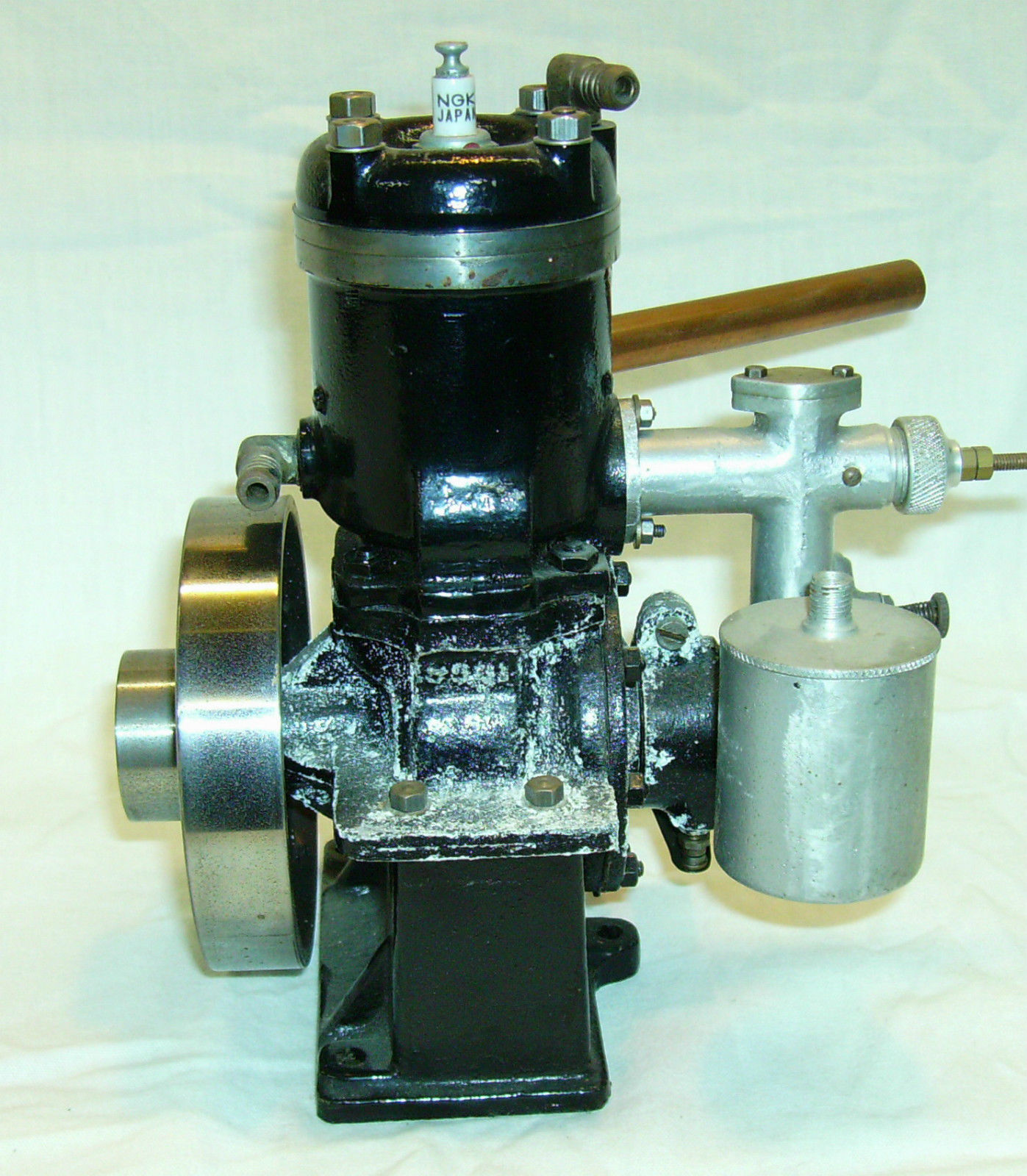 Stuart Lightweight 2 Stroke Engine D