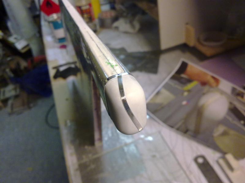 tail 003