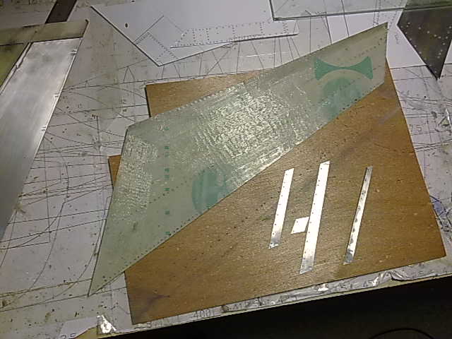tail 005