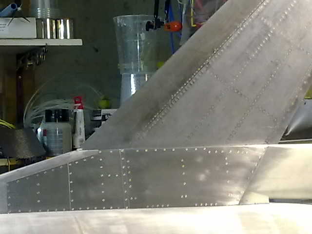tail 005