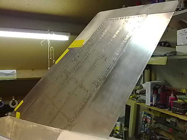 tail 008